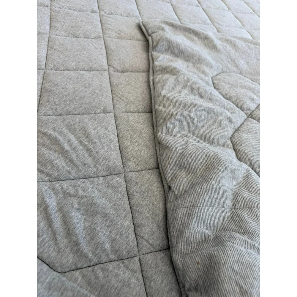 Gray Quilted Jersey Comforter‎ Diamond Stitch Minimalist King 102x86 Heavy Cozy